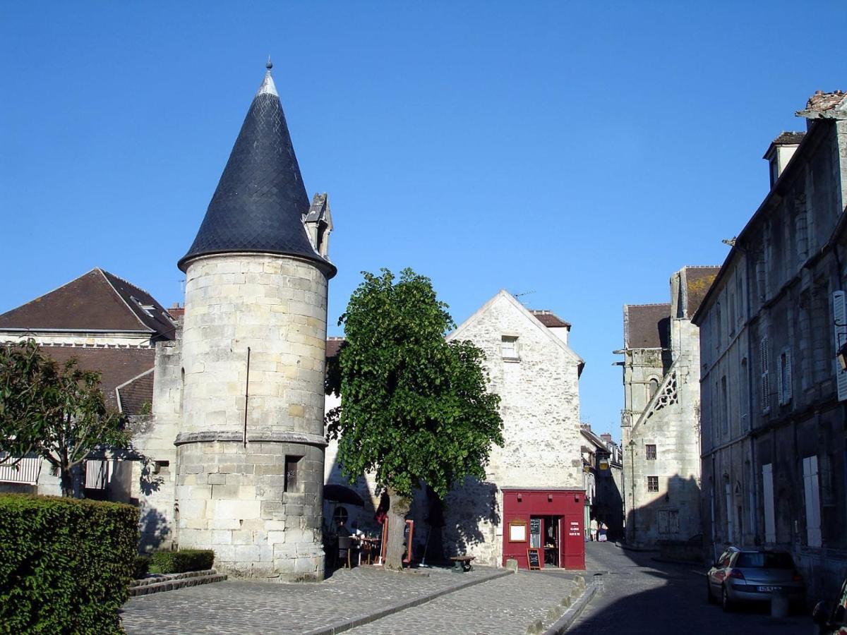 Suite Cosy Flat - Hyper-Centre Avec Sauna Privatif Senlis  Esterno foto